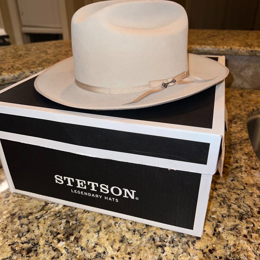 Stetson Hat - NIB - Royal Deluxe Open Road